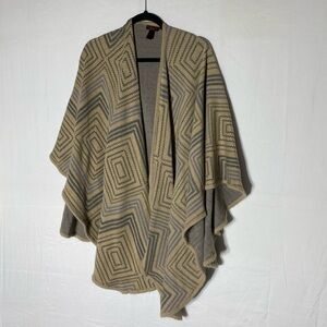 Evelyn K Tan Grey Square Chevron Print Poncho Wrap Open Cardigan